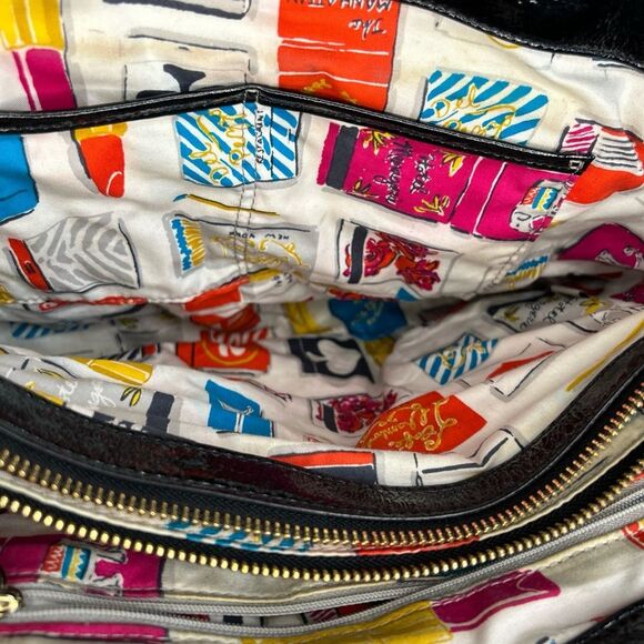 Sold!
Kate Spade Fox Chapel Shari Black Wool Italian Felt Button Up Tote Bag - Picture 11 of 12